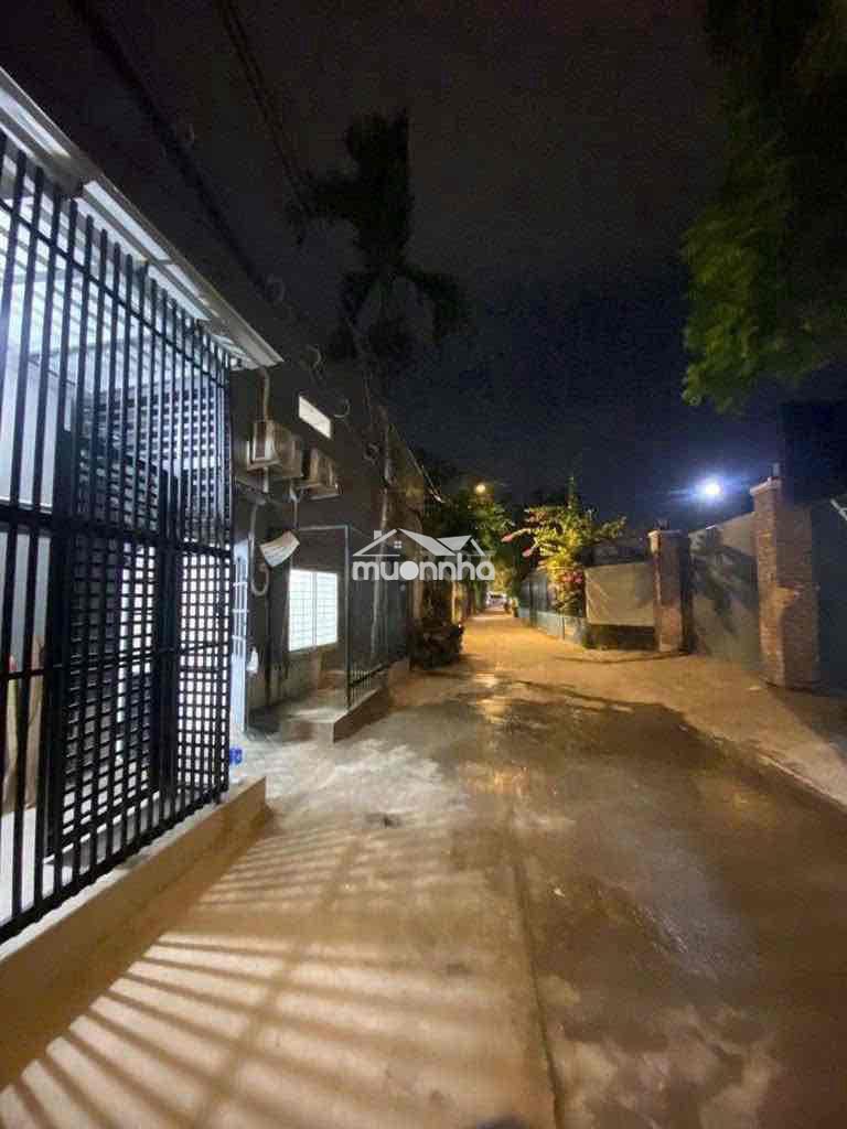Cho thuê nhà rộng rãi, trệt 1 lầu, 3pn 2vs - bình quới p28 bt