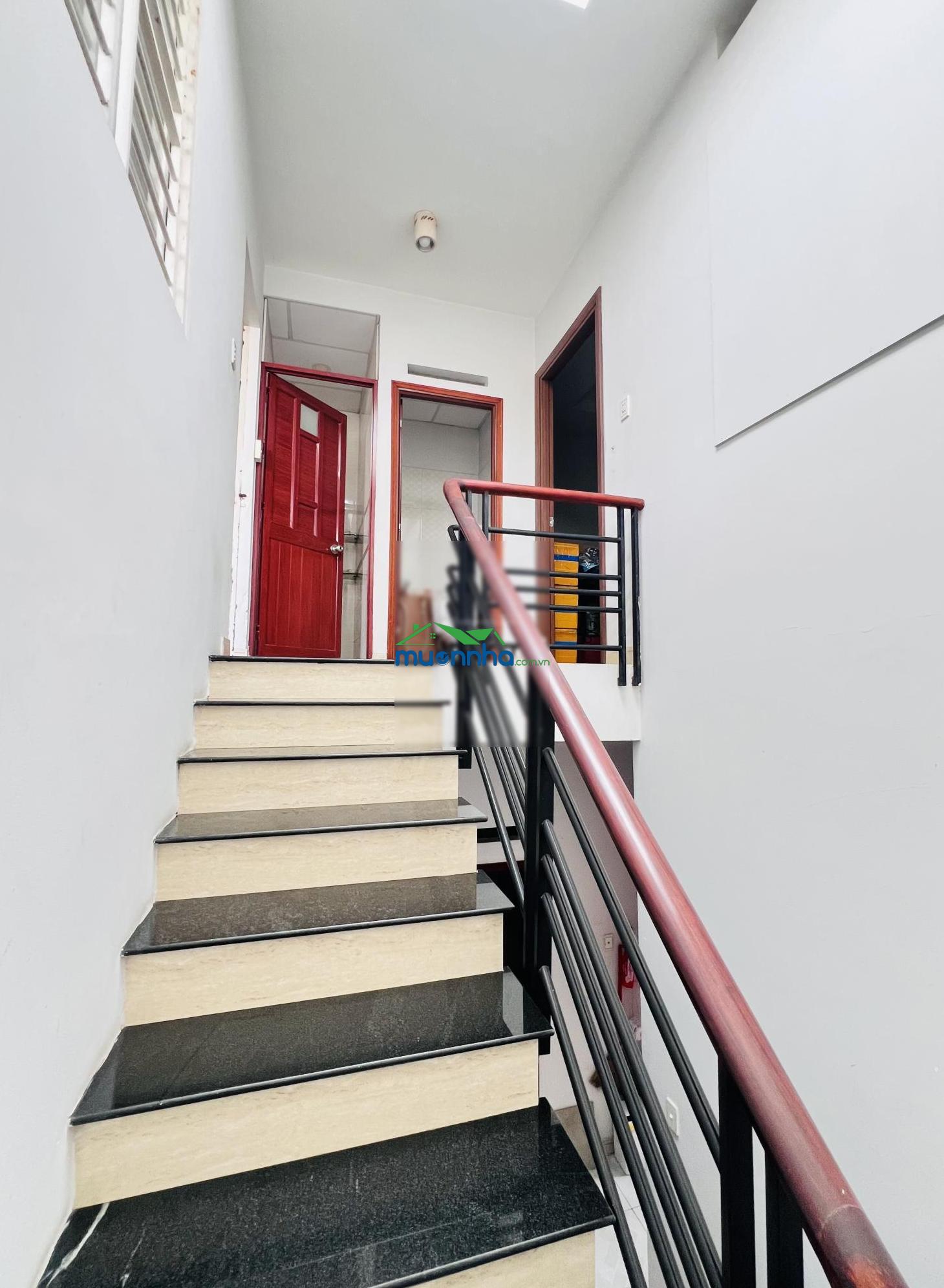 Cần bán căn nhà đường tch 10 - ngang 6m hướng đông nam - hẻm xe hơi - an ninh - 3
