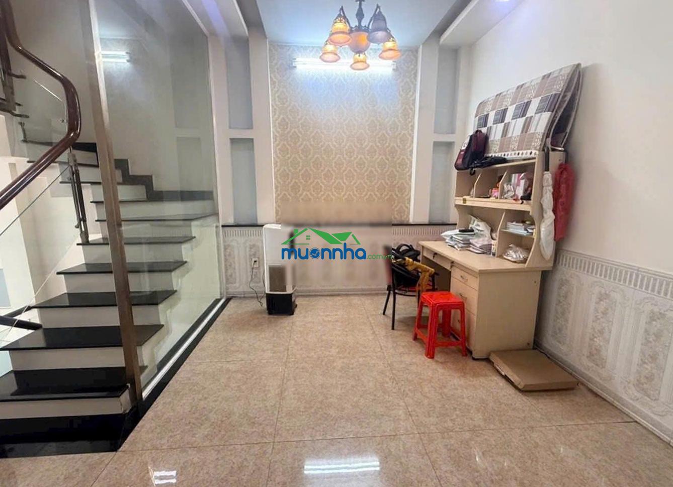 Căn 59.6m2 dương quảng hàm, xây 1 trệt 3 lầu. hẻm 5m, sổ sẵn, đang cho thuê 15tr/tháng