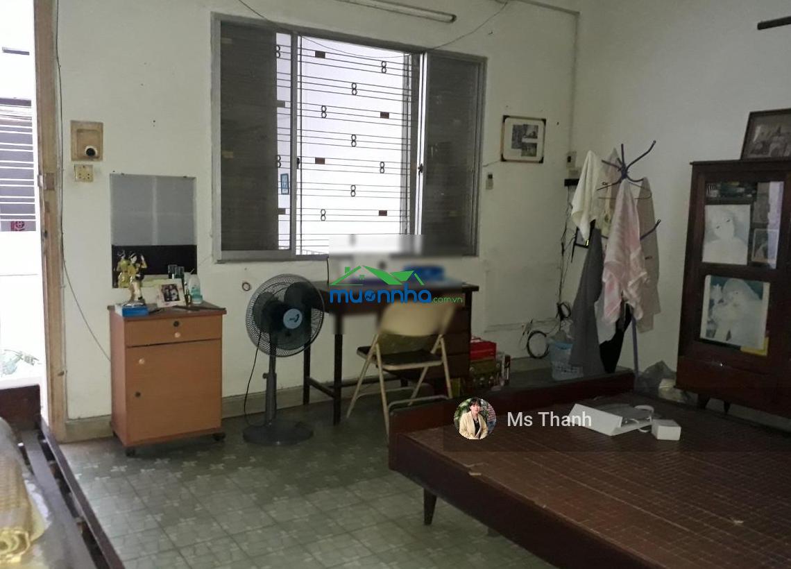 Ngang to hiếm, nh 9m x 16m, nhà nát tiện xây mới, tọa lạc phố ẩm thực phan xích long, sát quận 1