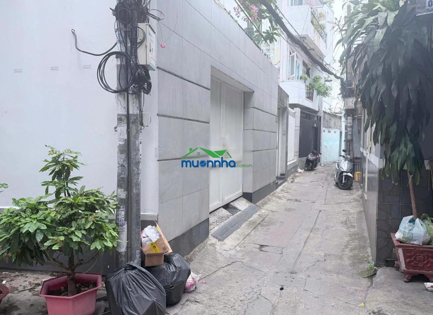 Nhà 135m2 phan đăng lưu, phú nhuận. giá chỉ 17,5 tỷ.
