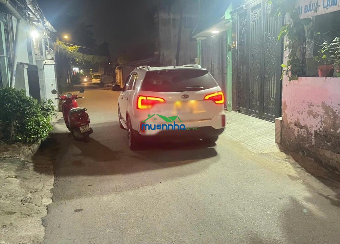 Nhà quốc lộ 13 hiệp bình phước thủ đức dt: 104 m2 - 6tỷ hơn đường xe tải - 2