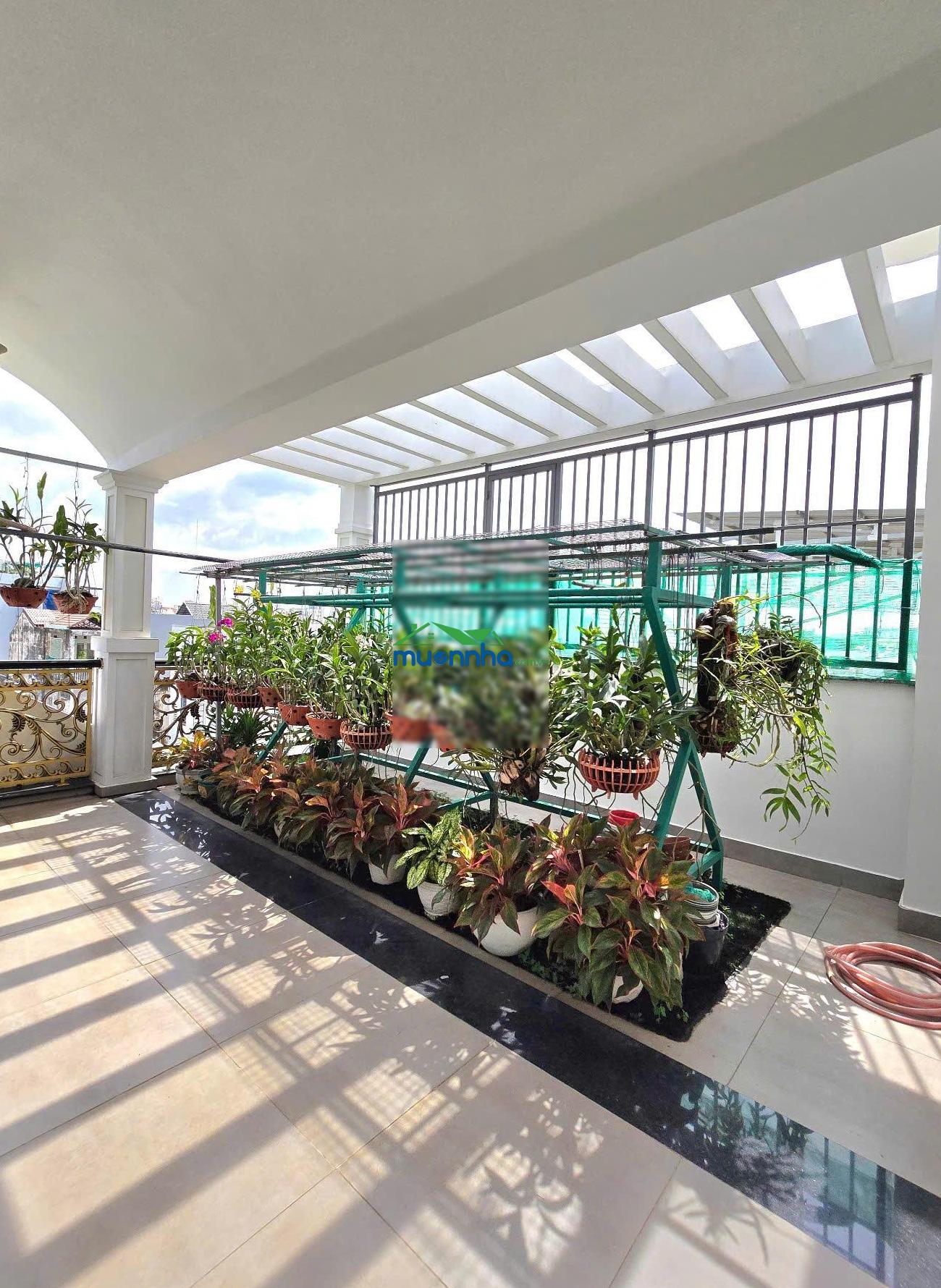 Nhà 4 tầng man thiện có 2 mặt tiền - ô tô ngủ trong nhà - 72m2 - sổ riêng hoàn công