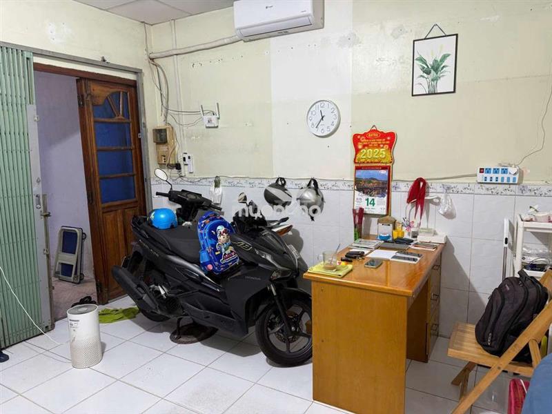 Cho thuê nhà nhỏ xinh 4*6 1lầu 160/63/6 vườn lài, p.phú thọ hoà , hcm