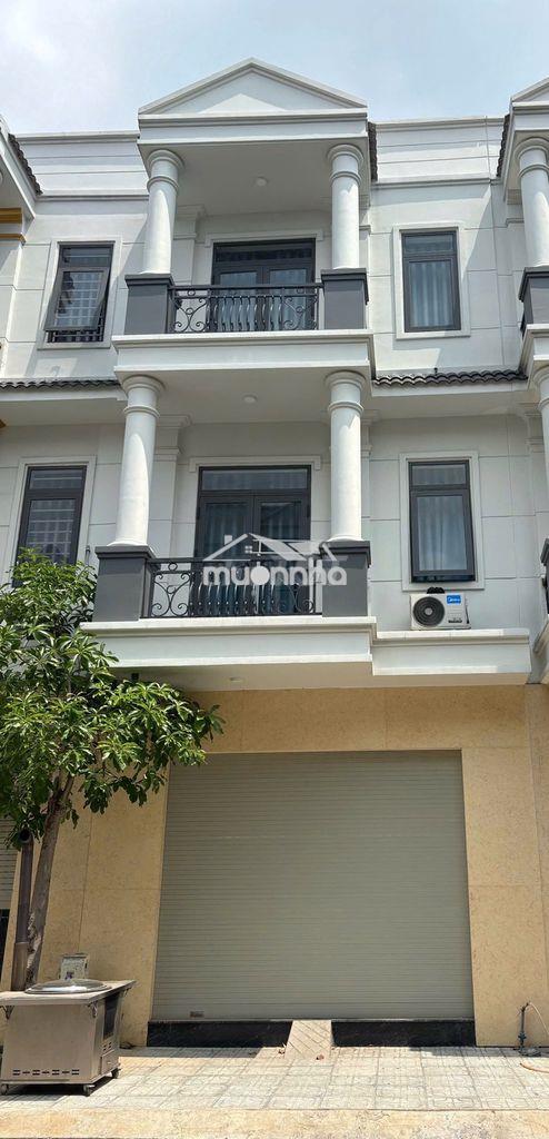 🔥1 căn *** ngay kdc kkt chủ ngộp bank bán lại.