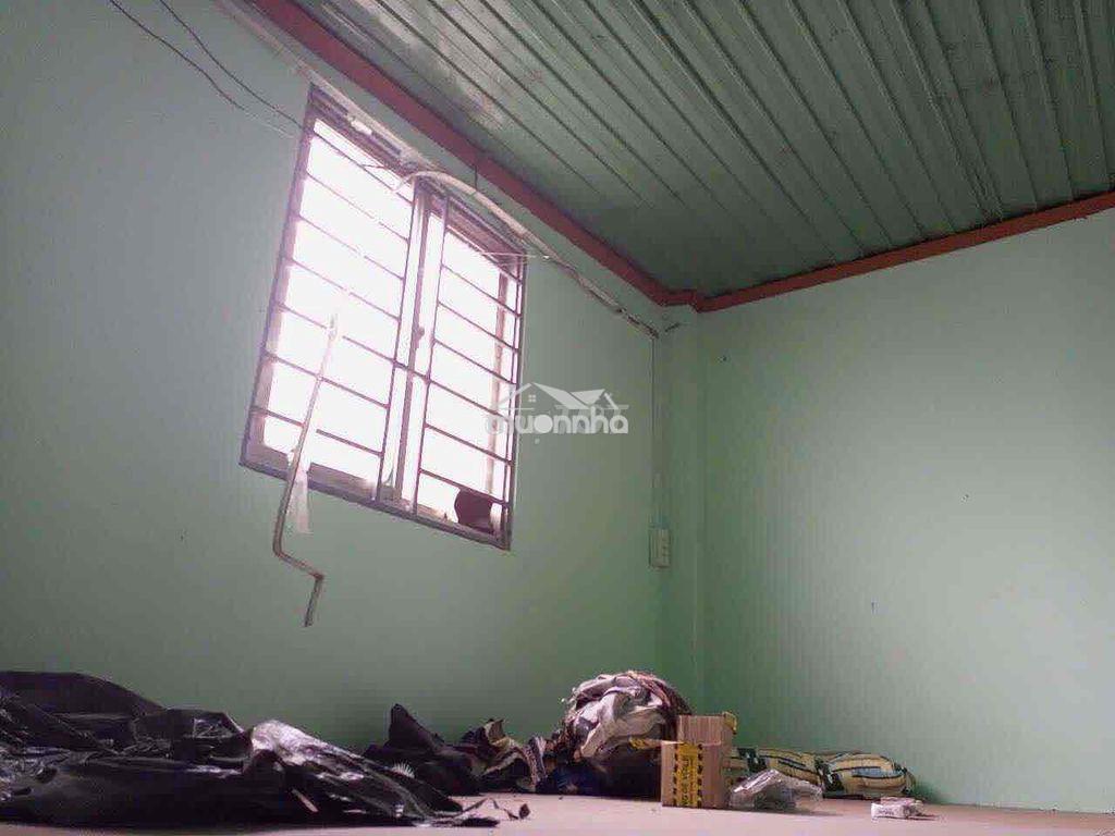 Phòng thoáng mát, rộng rãi gần chợ chữ s - 3