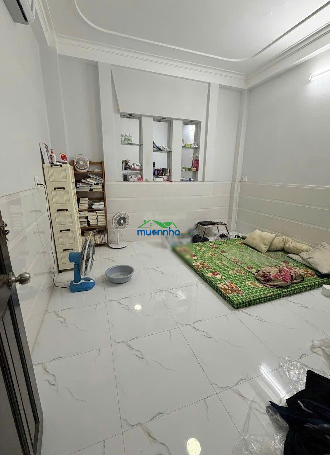 Nhà hxh phú thọ hòa, 81m2, 3 tầng, xe hơi vào nhà, gần chợ - 2
