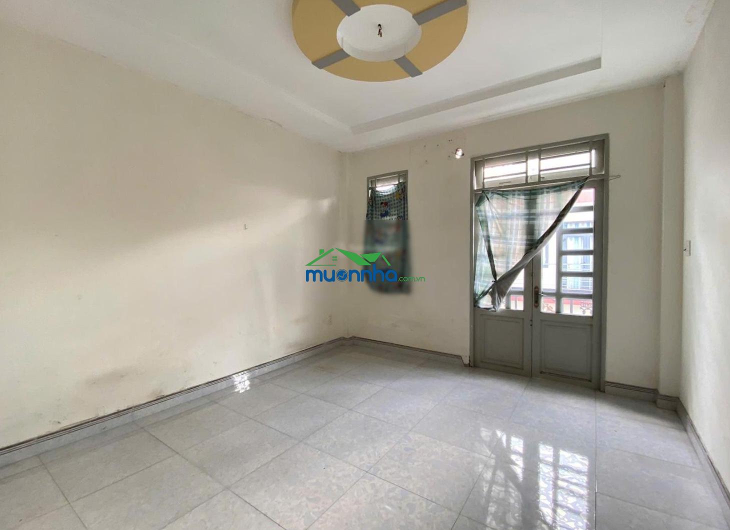 Nhà 3 tầng đúc chắc chắn, lâm thị hố, q12 - dt 70m² (4x17) ko lộ giới - ô tô ngủ trong sân - Ảnh 2