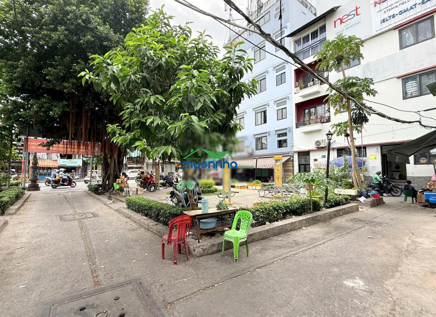 Chính chủ cần bán gấp nhà quận 1 giá tốt chốt nhanh.