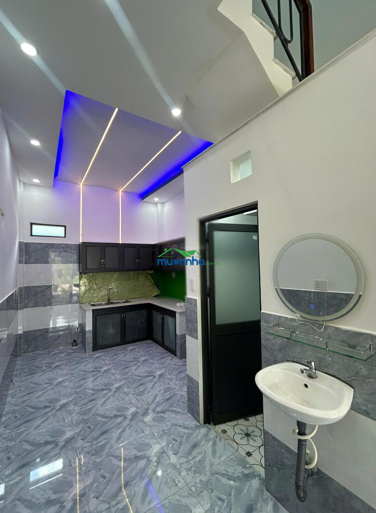 Chính chủ gửi bán nhà mặt tiền 650 triệu, 3,5x11m - 1 trệt 1 lầu, 2pn 2wc