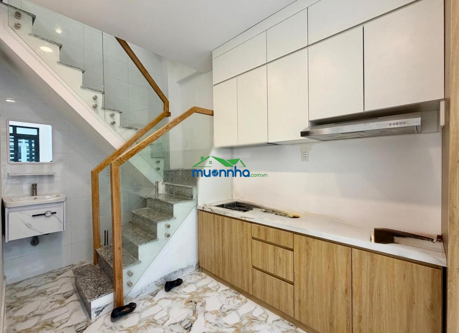 Bán nhà đoàn văn bơ quận 4 - 3 tầng - 28m2 - 3 tỷ nhỉnh - nhà mới tinh dọn vào ở ngay