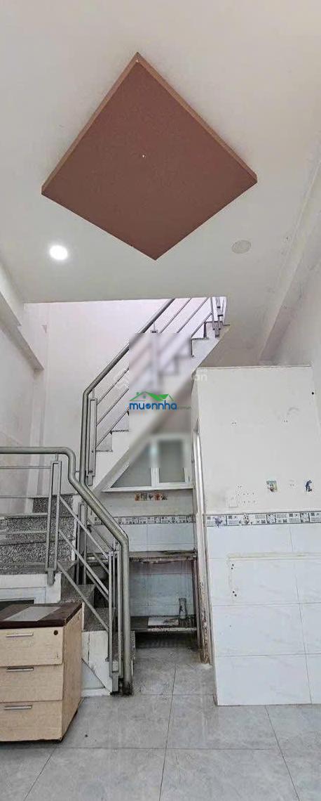Bán nhà lê đại hành q11 shr trệt lầu nở hậu hẻm 3m thông giá 1tỷ980