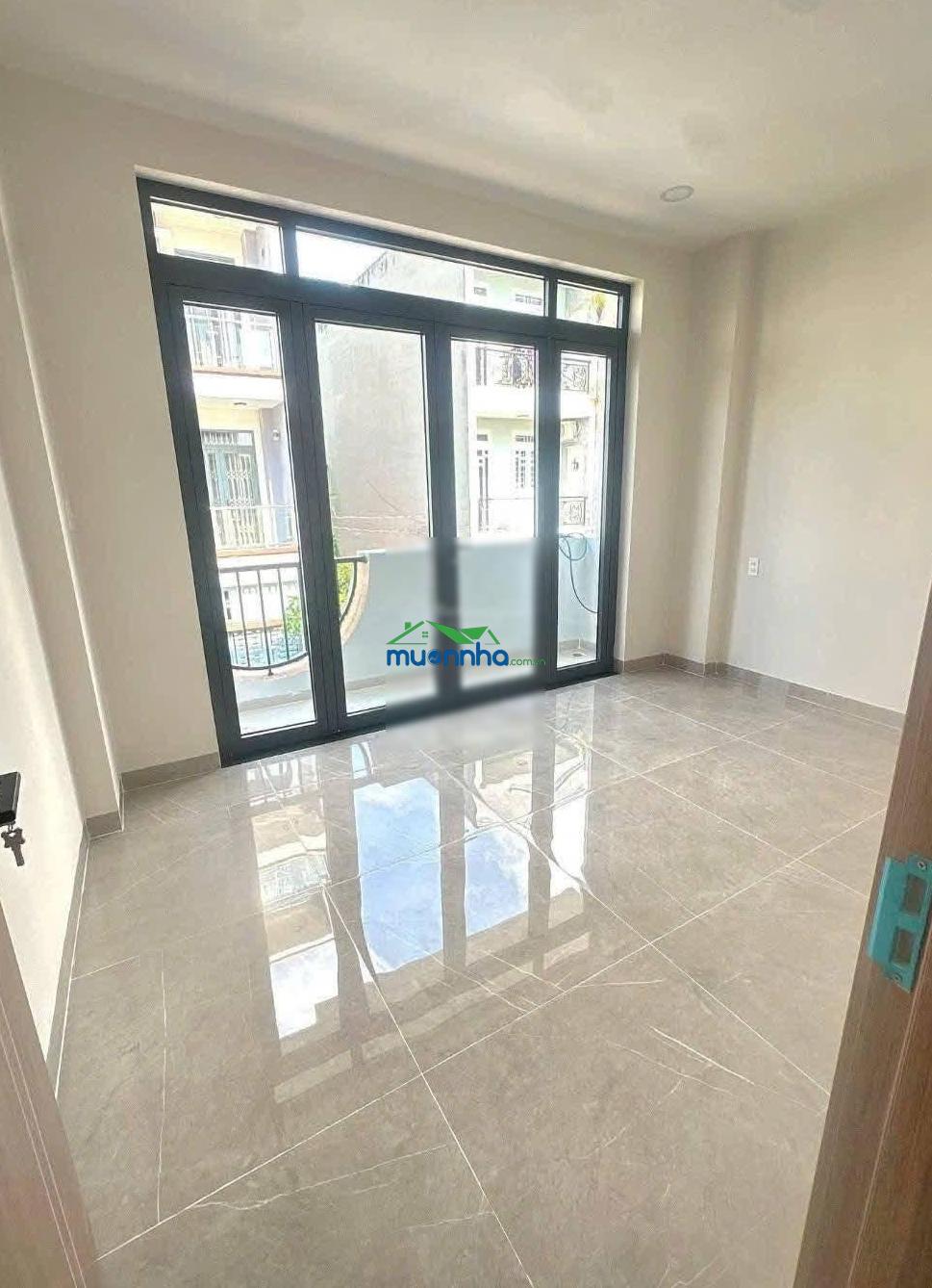 Bán nhà mới 3 tầng + tum đường trường lưu - 5,7 tỷ - 4
