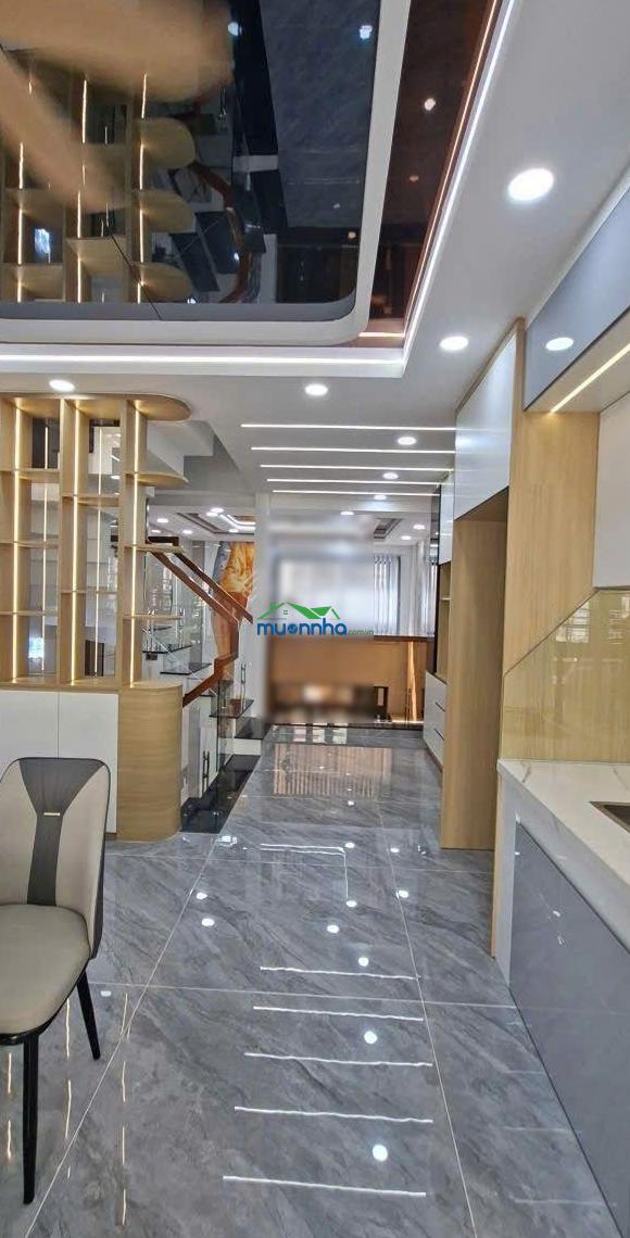 Siêu phẩm 5 tầng full nội thất cao cấp ngay hương lộ 2 thông 413 lê văn quới