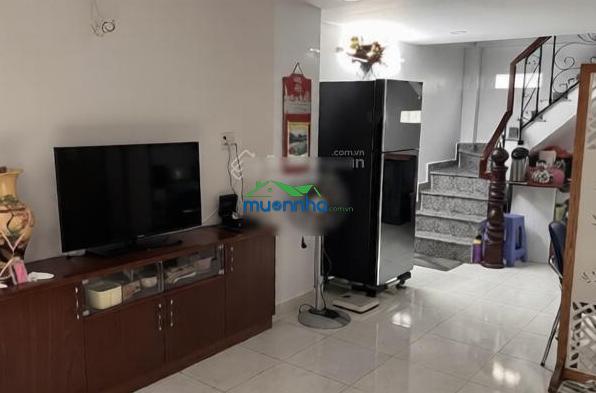 Nguyễn kiệm - xe hơi ngủ nhà - ngang 4.5m - chỉ 1 căn ra mt - 4 phòng ngủ - 2