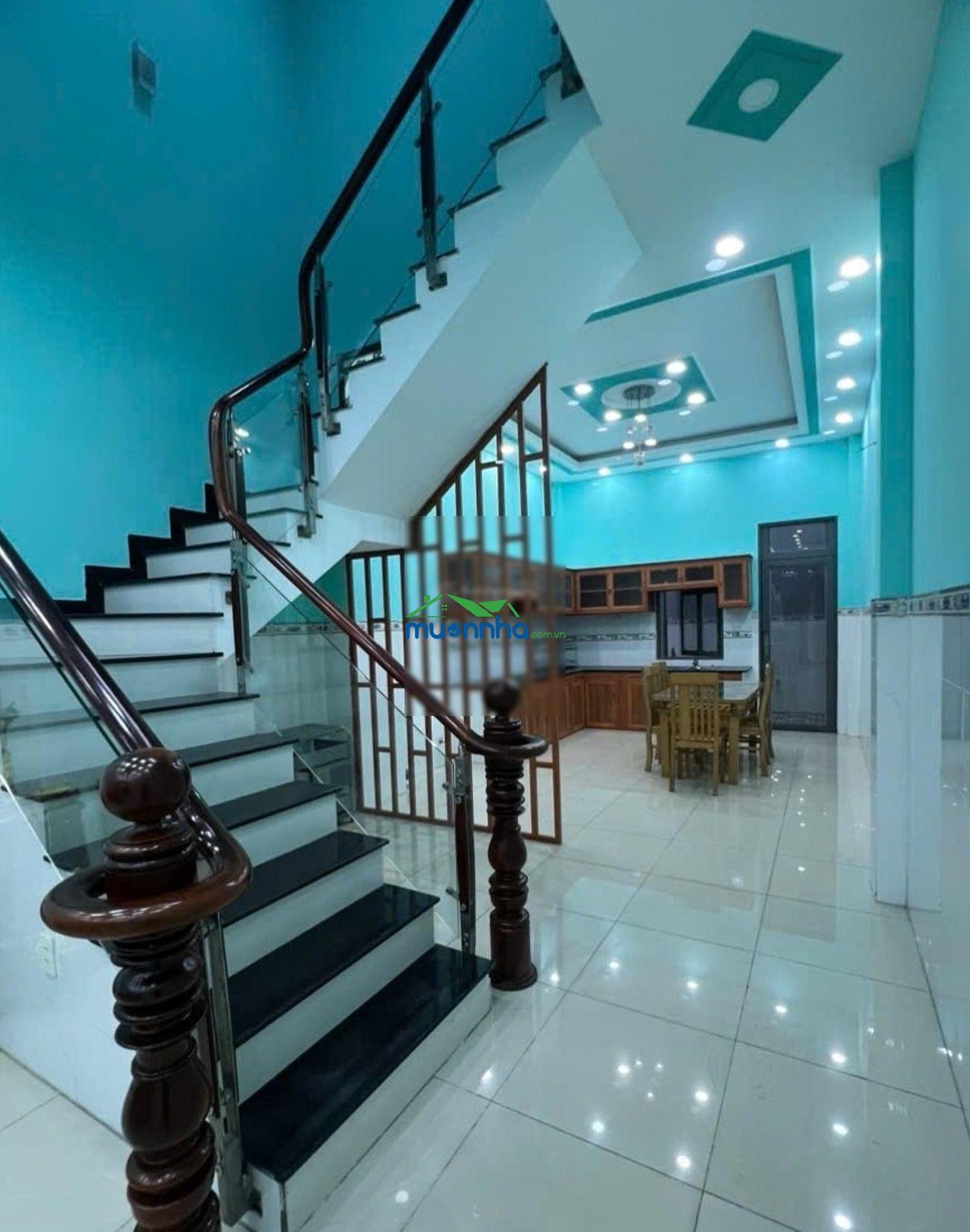 Nhà đẹp ở ngay - hẻm trước nhà 5m - khu an ninh hồ học lãm - 5,7 tỷ . - 2