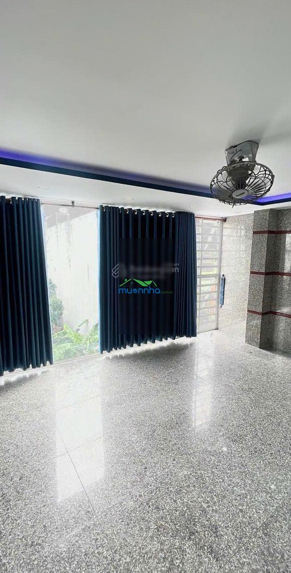 Bán nhà xây 1 trệt 4 lầu làm chdv đường lê trọng tấn - có 9 phòng - thu nhập 25tr - chỉ 6ty200 - 2