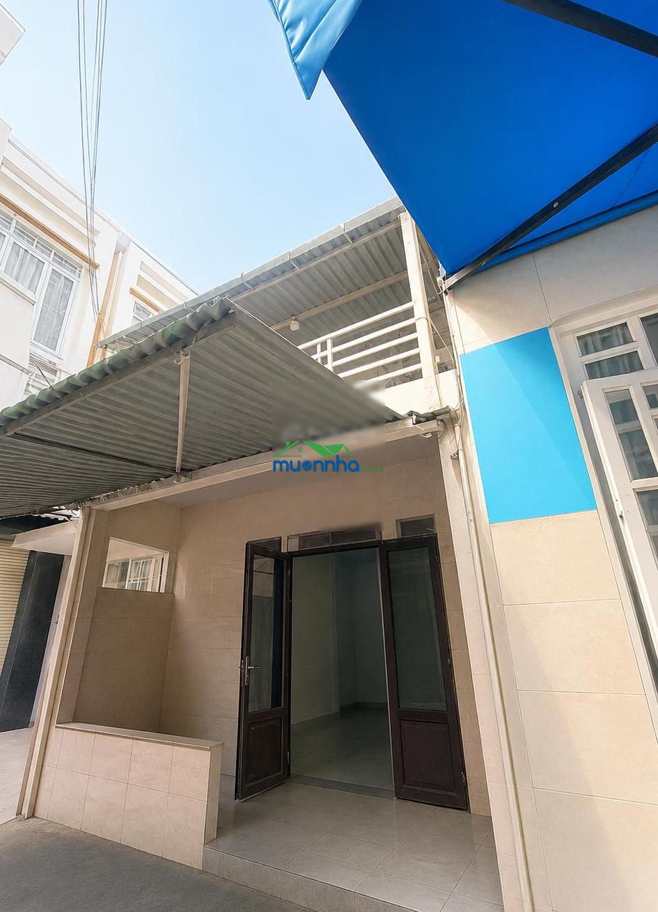 Hẻm ô tô trương công định, tân bình - 70m² (4.3 x 17) - nhà cấp 4 tiện xây mới - giá tốt 8.4 tỷ - 2