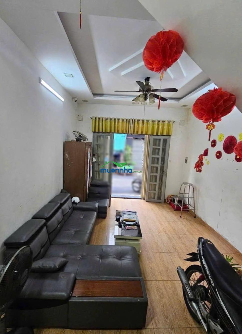 Bán nhà 60m² - hẻm ô tô - 2 tầng - 4 phòng ngủ - bán gấp giá rẻ - 2