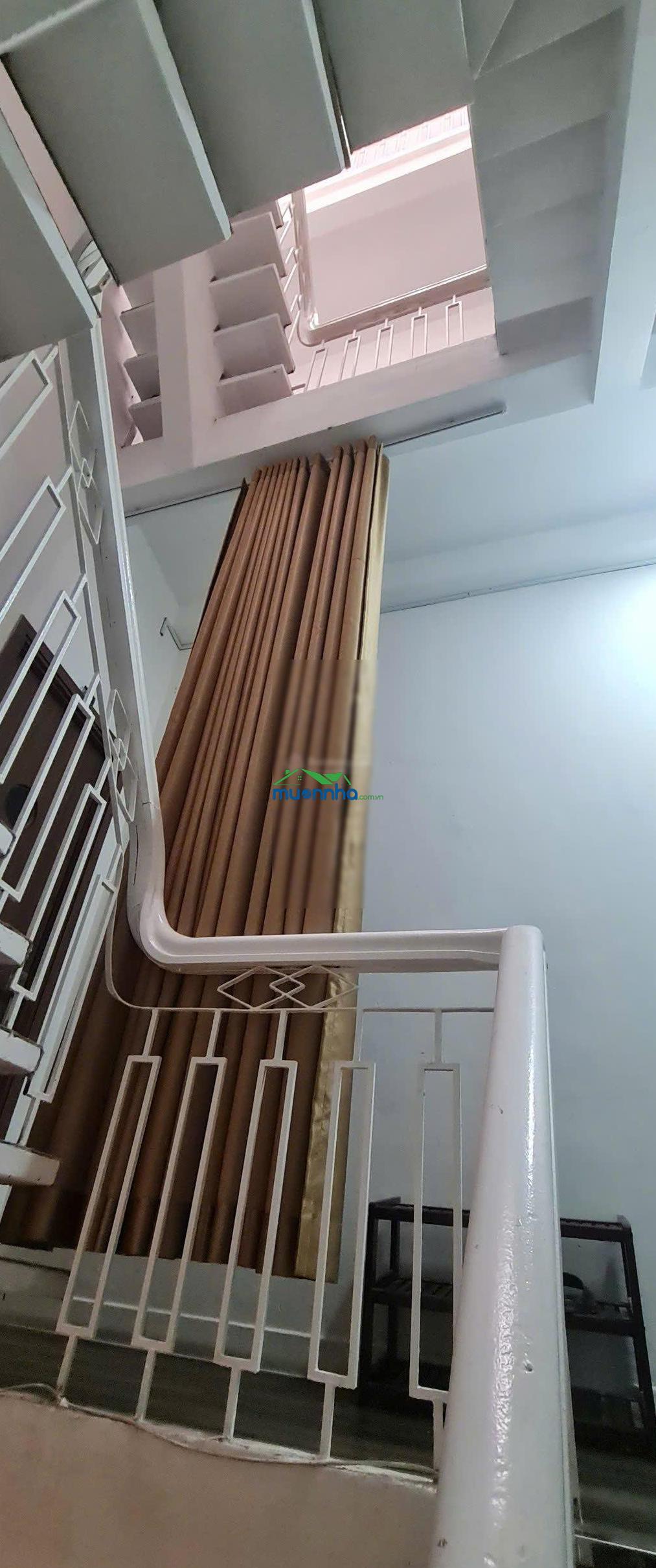 Bán nhà lê thánh tôn 42.4m² - 4 tầng - 15.5 tỷ - hẻm quận 1