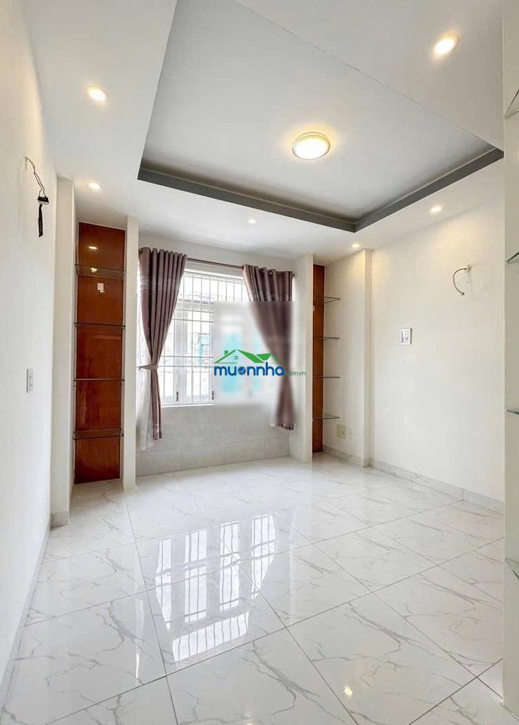 Nhà đẹp 3 tầng hẻm xe hơi lã xuân oai - 60m (4x15) - sát khu cnc samsung - giá 6.4 tỷ - 4