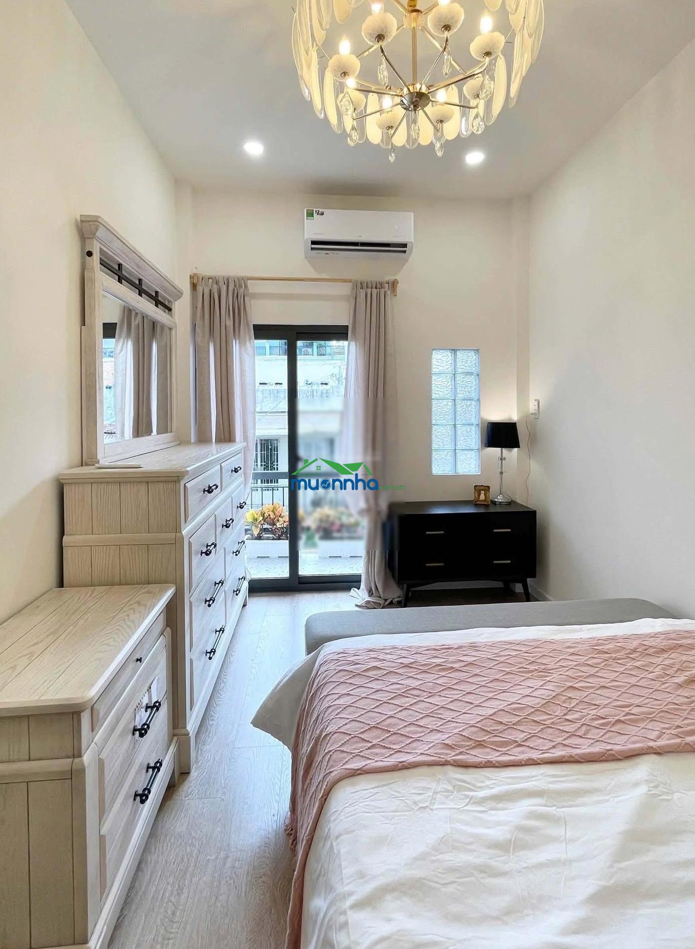Cực hiếm ngay nguyễn kiệm trung tâm phú nhuận - 36m2, 3 tầng 4pn - hẻm trước nhà 4mét - giá 6.25 tỷ