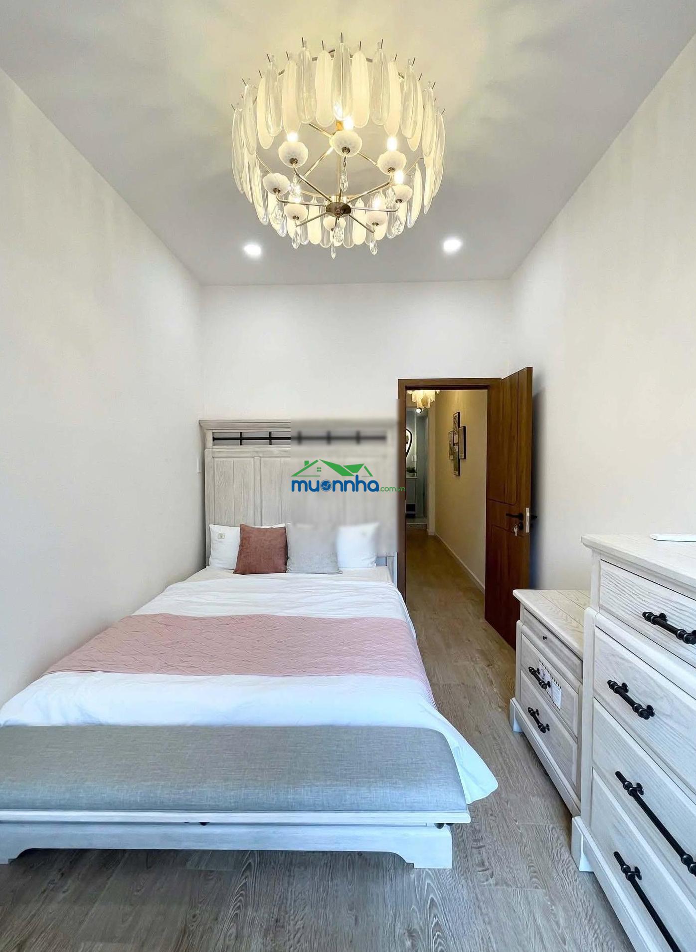 Cực hiếm ngay nguyễn kiệm trung tâm phú nhuận - 36m2, 3 tầng 4pn - hẻm trước nhà 4mét - giá 6.25 tỷ - 2