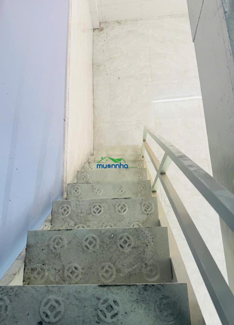 Bán gấp nhà 2 tầng sát mặt tiền đường tôn đản, hẻm rộng rãi, không lo quy hoạch. giá chỉ 2 tỷ 850 - 2