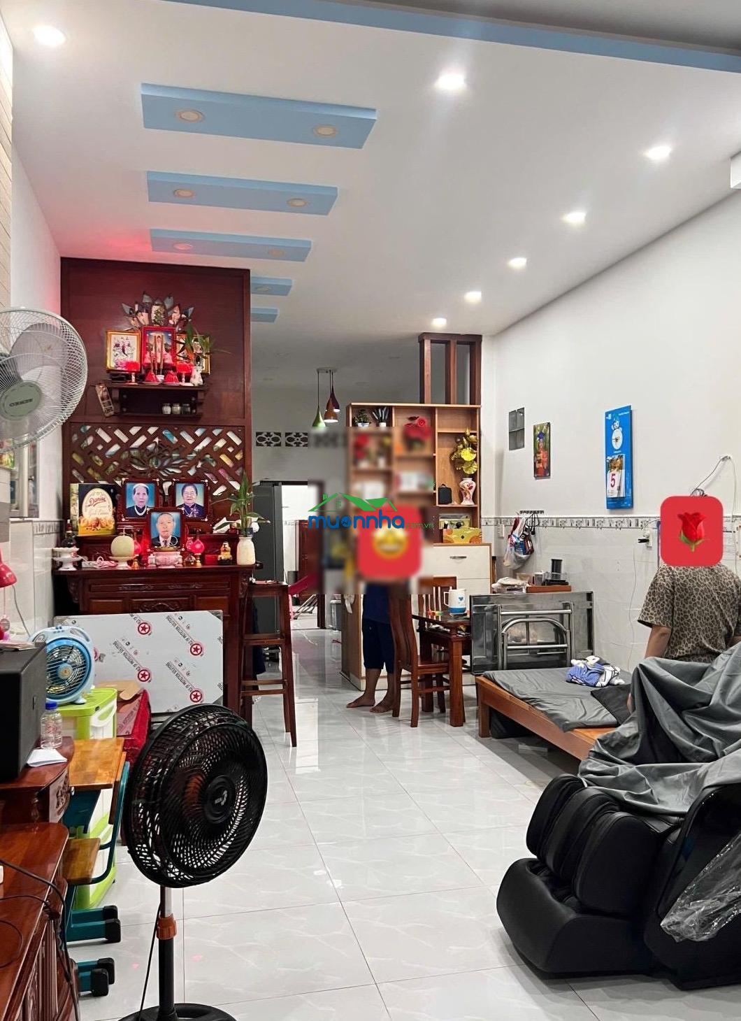 Nhà 3pn 2 tầng đường 109 phước long b 70m²(4x17,5) 6tỉ5 hẻm xe hơi