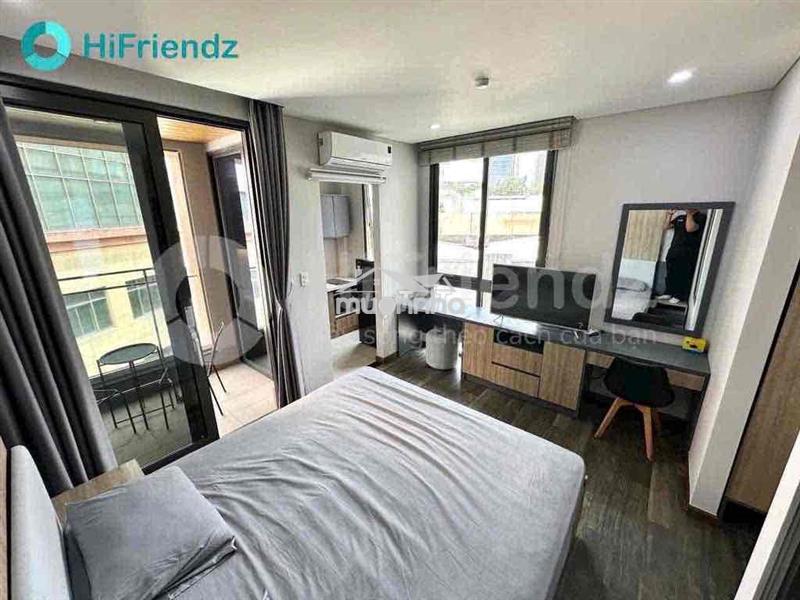 Căn hộ full nội thất - cửa sổ, ban công view thoáng - gần sala