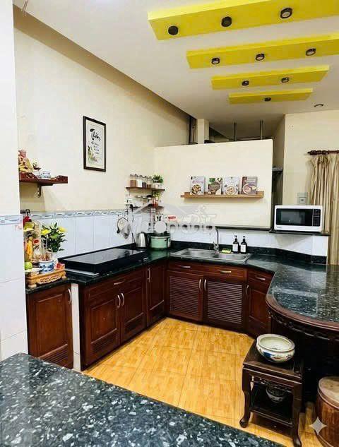 Giảm sâu 2 tỷ 550 triệu bán nhà cách mạng tháng 8 quận 3 - 2