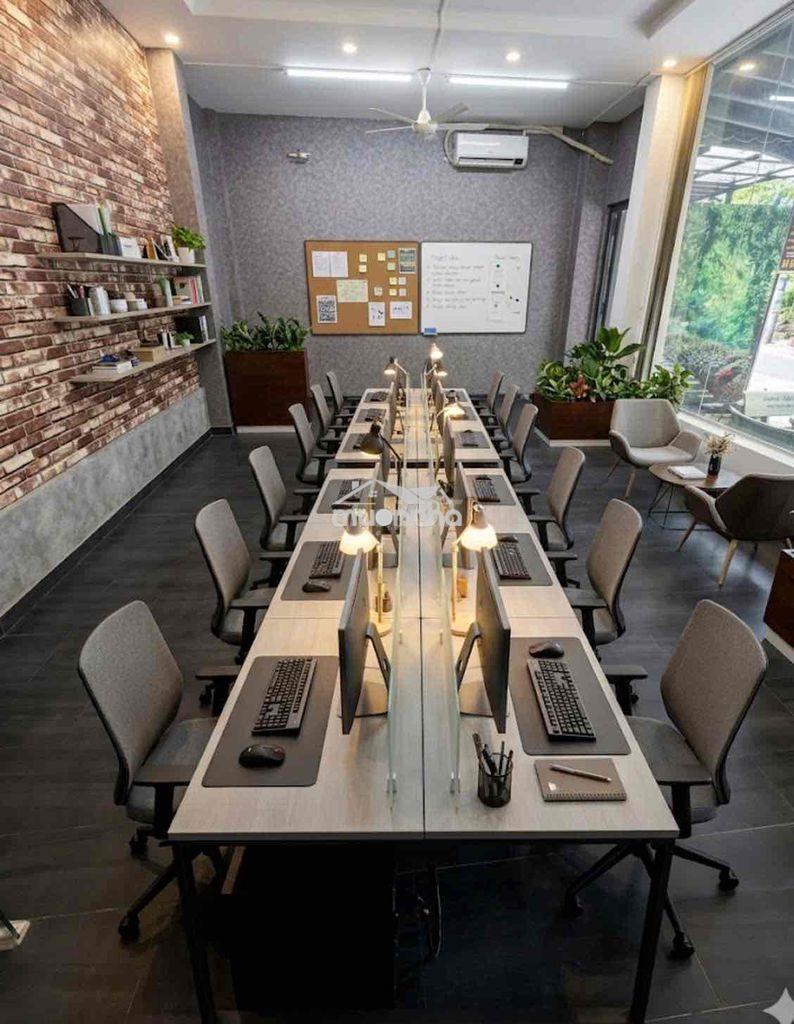 Văn phòng view sông, mặt tiền 11m, chứa 20 nhân viên - 2