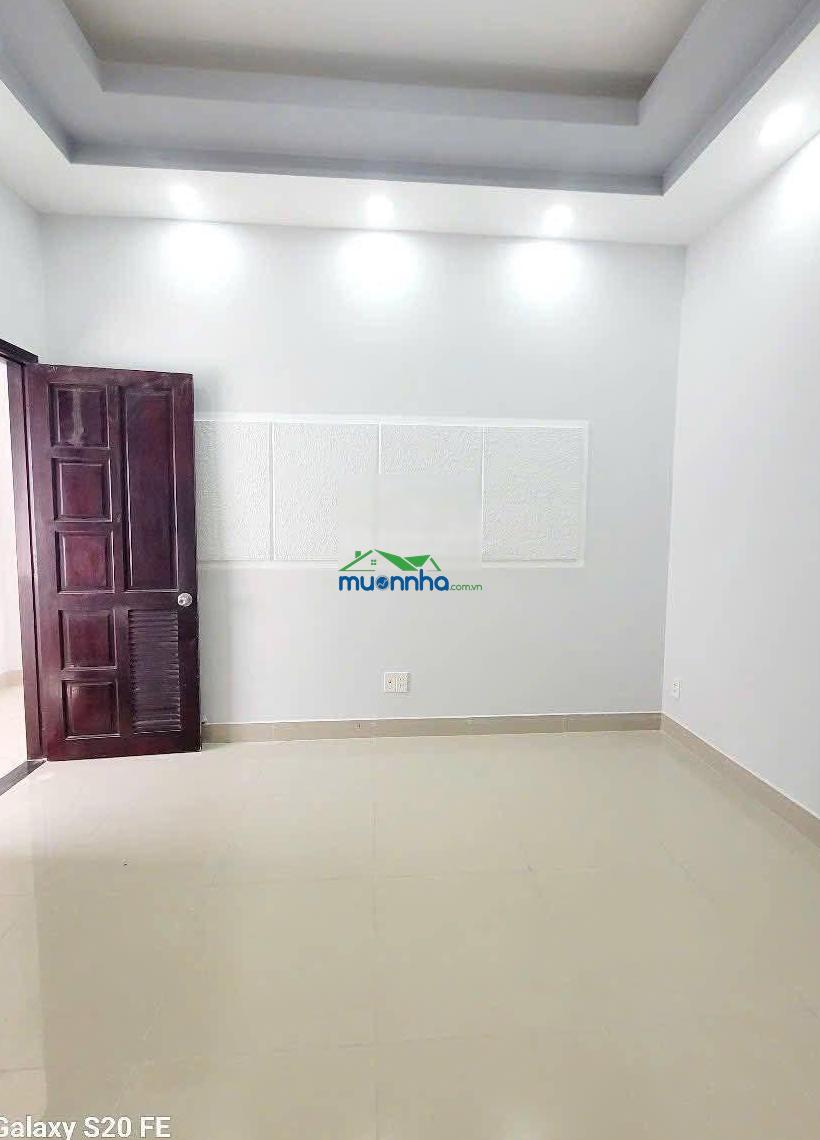 Bán nhà đ số 6 tỉnh lộ 10 sát tên lửa, gần aeon mall, hxh (4,2m x 14m x 2 tầng) giá: nhỉnh 4tỷ tl - 3