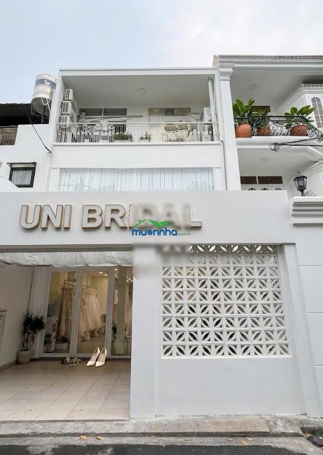 Bán nhà hẻm 6m nguyễn trọng tuyển. quận phú nhuận. dt: 6.2 x 17m. 105m2. 1 trệt 3 lầu. giá 23.4tỷ