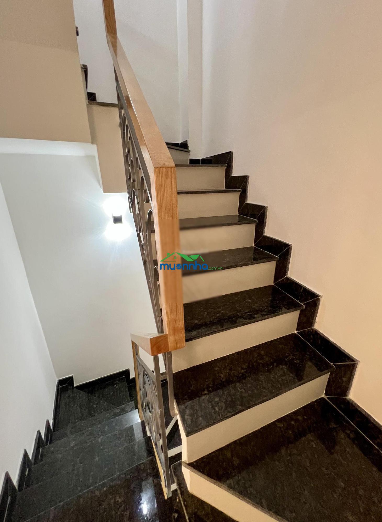 Nhà hiếm võ thị sáu q3 hxh - 36m2 (5.5 x 7) 4 tầng btct 4pn - chỉ 8.8tỷ