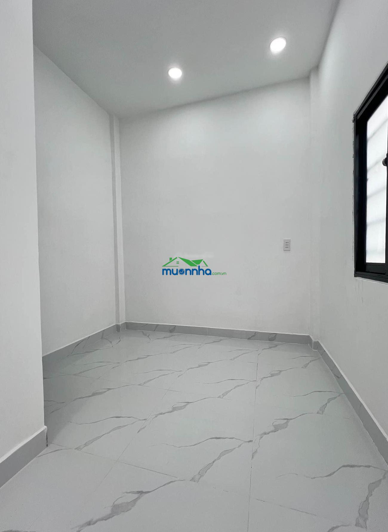 Nhà nhỏ giá tốt - 2,05 tỷ - phù hợp gia đình trẻ - linh chiểu - thủ đức - 2