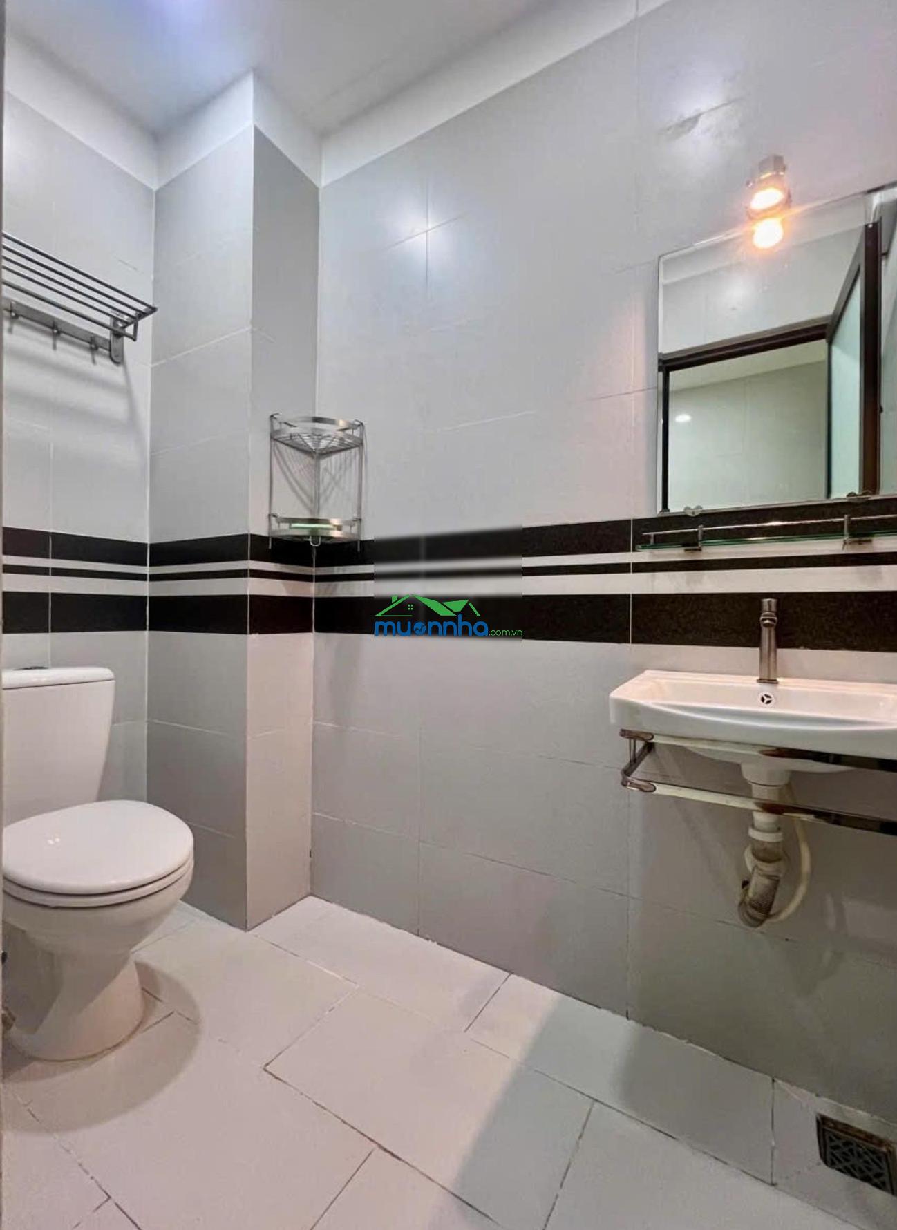 Huỳnh văn bánh, hẻm xe hơi kinh doanh tốt. 44m² chỉ nhỉnh 8 tỷ - 2