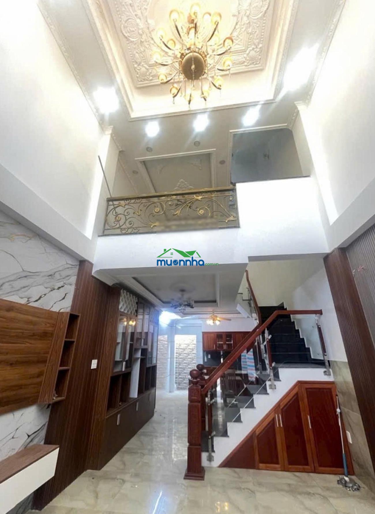 Bán nhà riêng tại phạm văn đồng, 8,95 tỷ, 60m2, 4pn, 5wc, nội thất đầy đủ