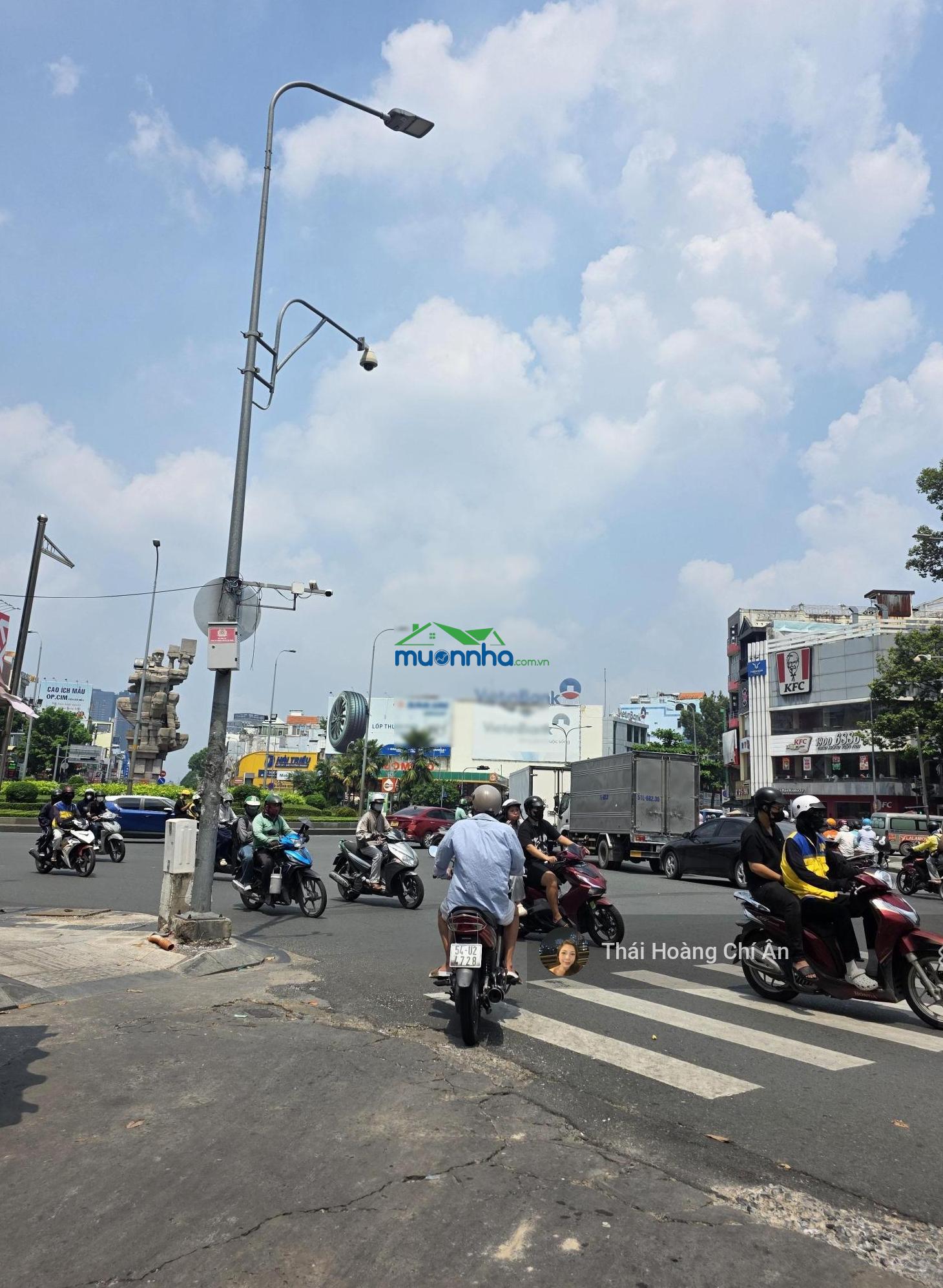 Vòng xoay lý thái tổ hẻm ô tô 6m thông lê hồng phong ngang khủng 5.5mx18m, giá 8.5 tỷ