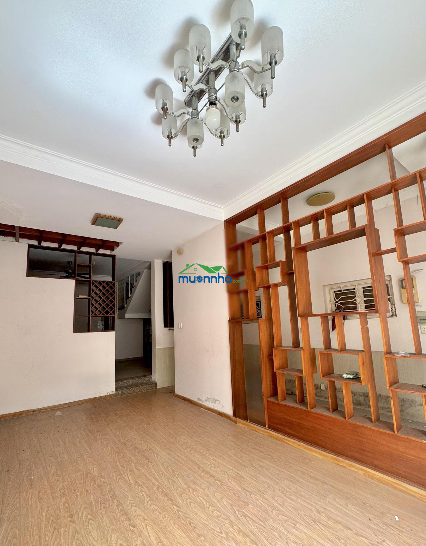 Hiếm, ngang gần 6m (5.8 x 16.7m) - 4 tầng, hẻm oto 5m. thẳng 1 trục 80m ra mặt tiền nguyễn văn đậu - 2