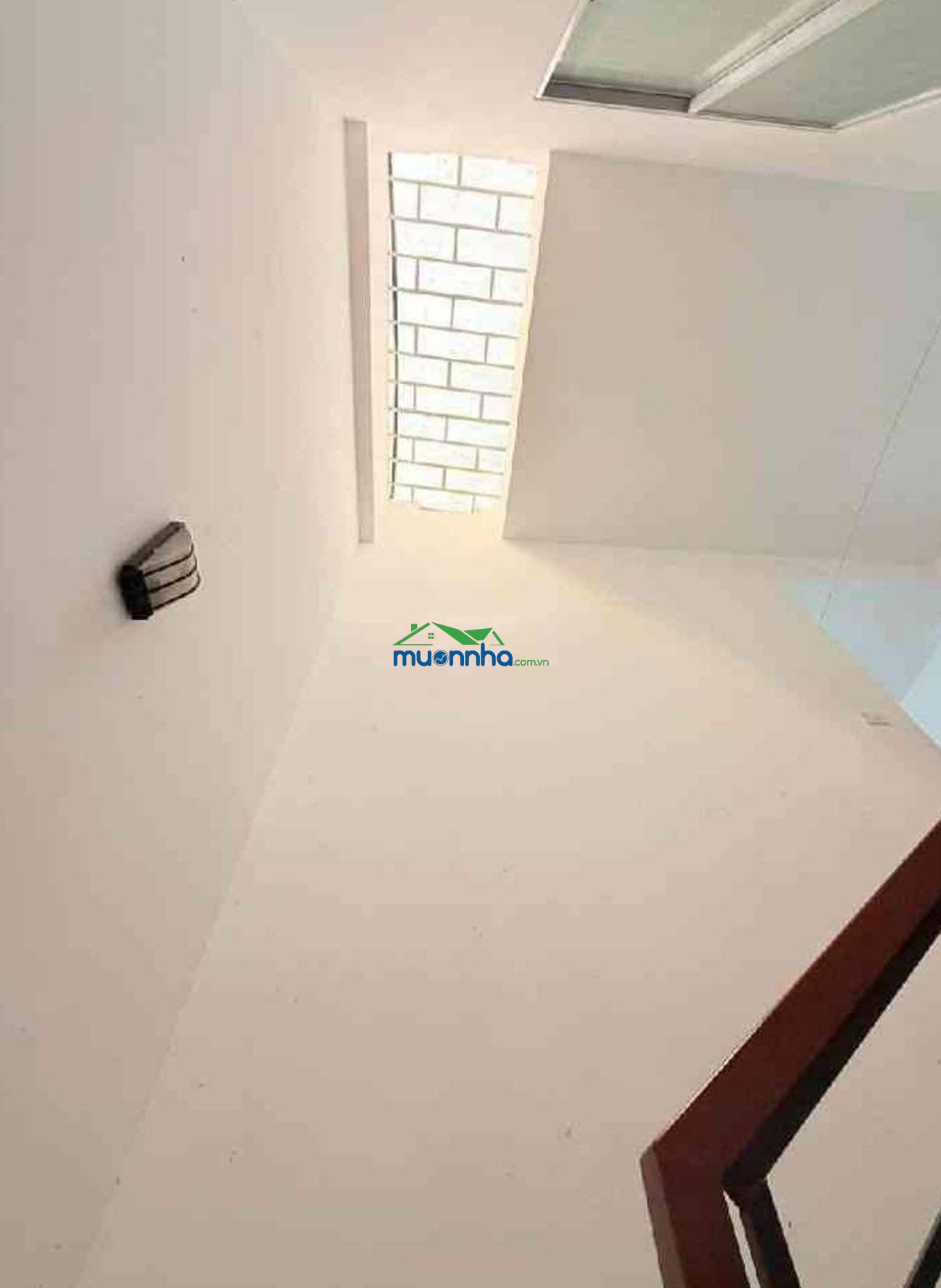 Bán nhà 90m² - 3 tầng - phạm hữu lầu - quận 7 - sổ hồng hoàn công - chỉ 8.3 tỉ.
