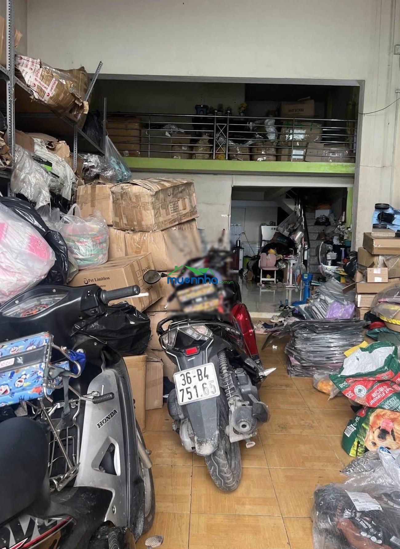 Nhà ngang khủng 5m - hương lộ 2 - bình tân - diện tích to 120 m² - đường xe hơi - giá chỉ 7.x tỷ