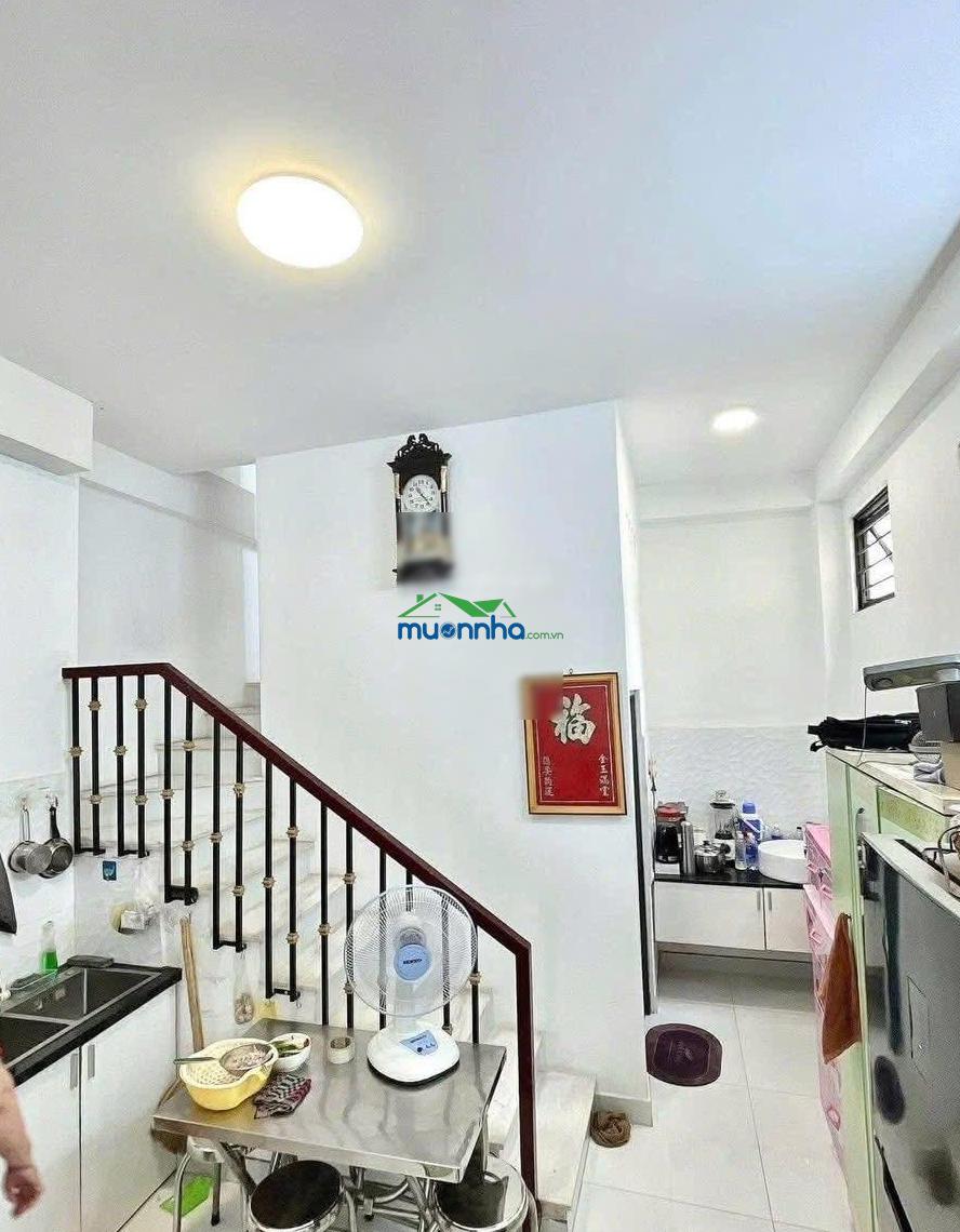 Nhà 3 tầng, sát mặt tiền nguyễn văn luông - 61m² - 4 tầng - khu dân cư hiện hữu - 2