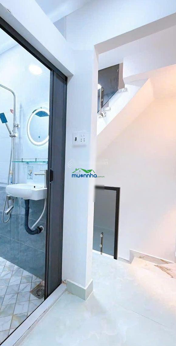 Bán nhà đẹp quận 4 dọn vô ở liền - 3