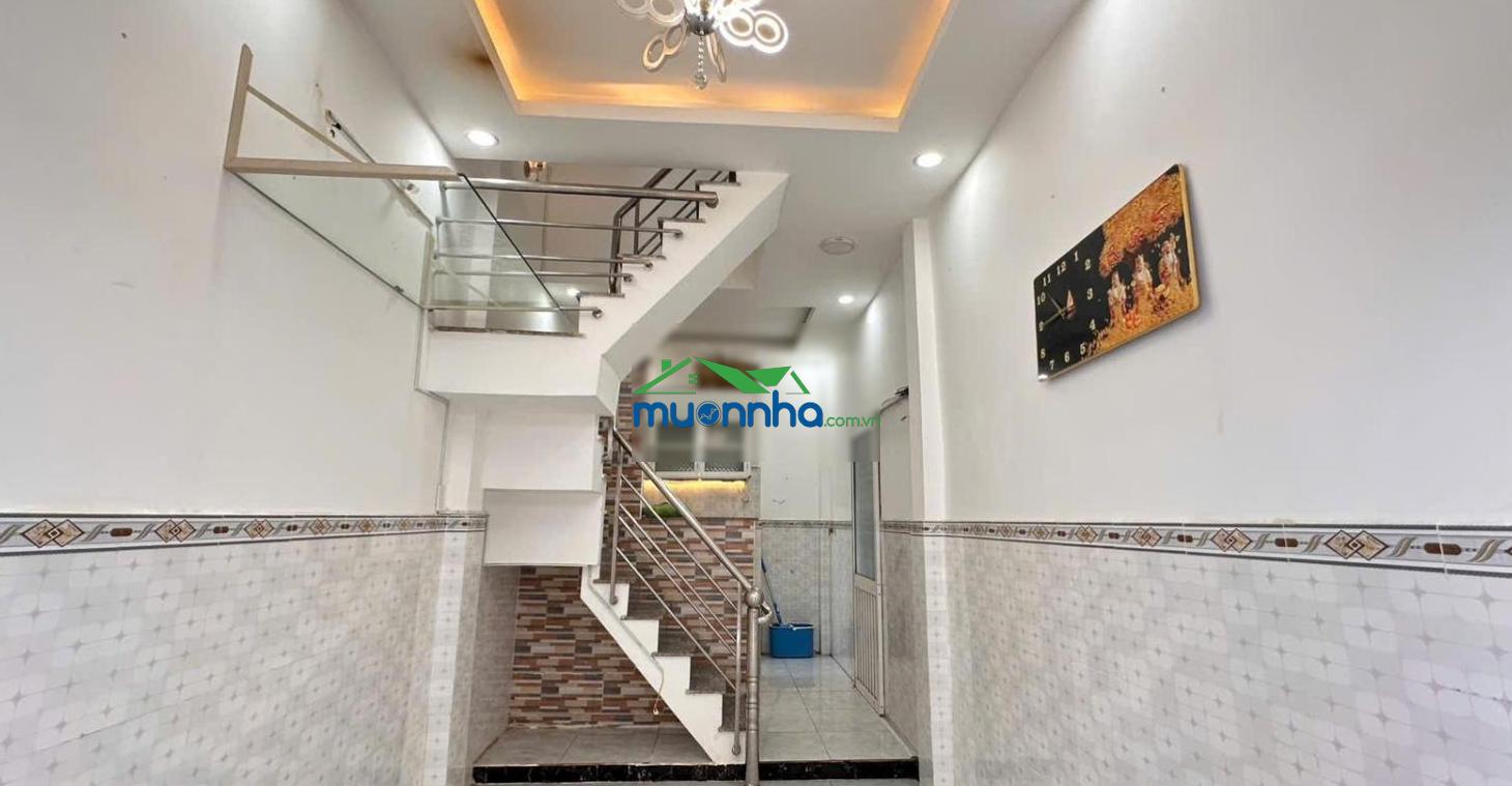 Chỉ có 1ty560 rẻ hơn chung cư, ngay đường phạm hùng (khúc nhà hàng hương quê)