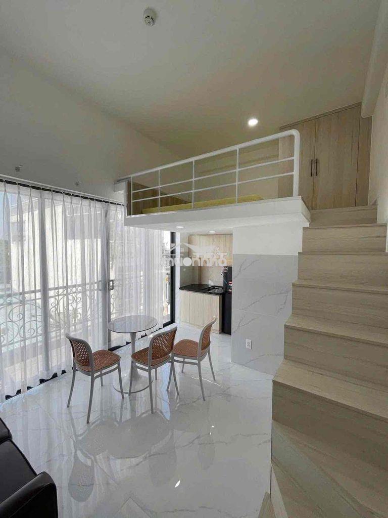Cho thuê căn hộ duplex tối giản ngay trung tâm bình thạnh