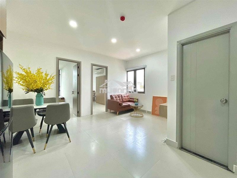 Căn hộ 2 phòng ngủ 80m2 ngay sân bay cv gia định