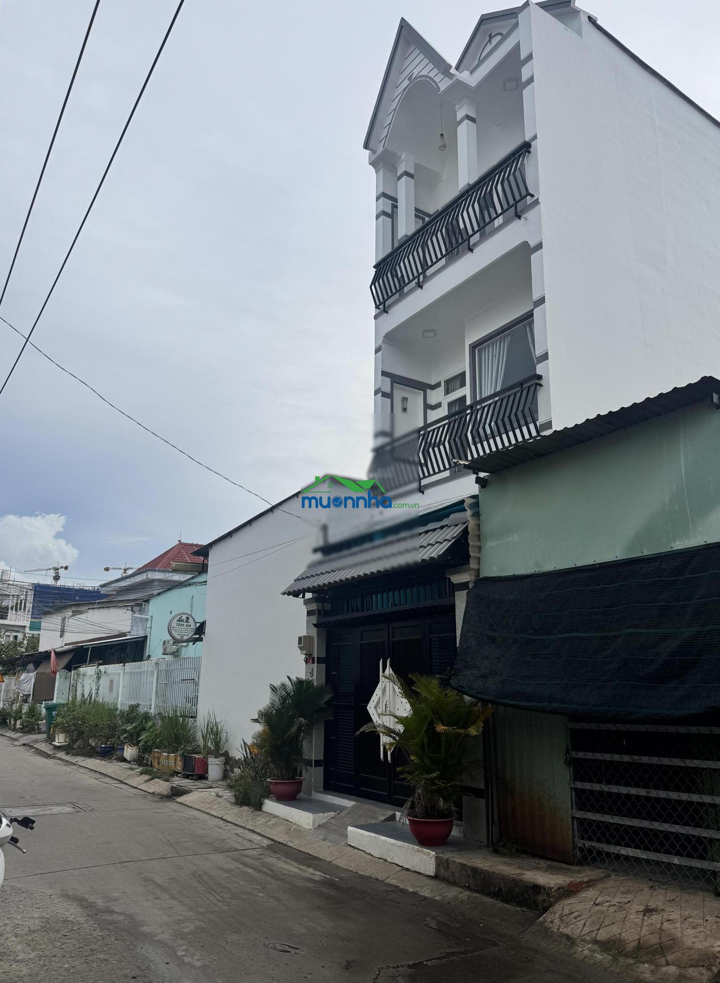 Nhà sổ hồng riêng: 3 lầu, 6 phòng ngủ - đg lê văn lương nhà bè, ngay cầu long kiển - 2