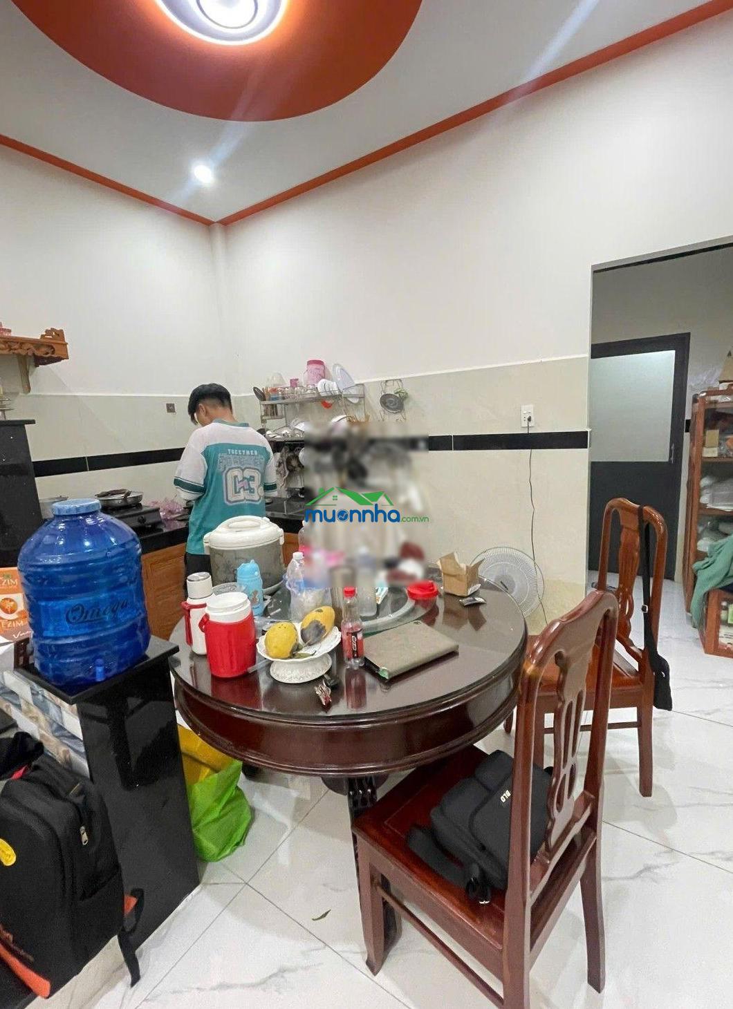 Nhà 2ty võ văn vân 56m shr, có sẵn dòng tiền 7tr/th