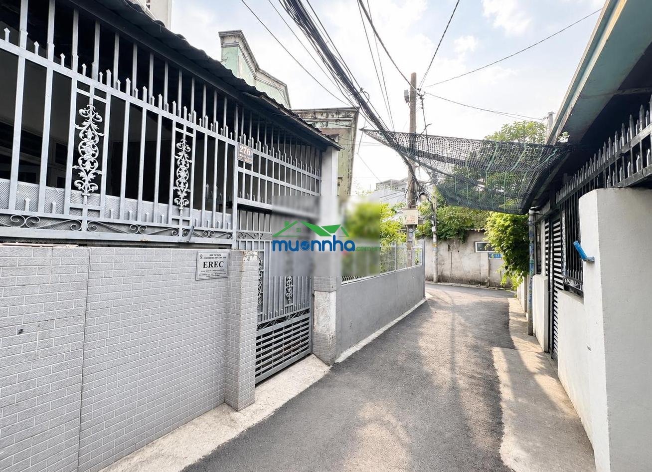 Chỉ 4t - nhà trung tâm thủ đức - cách chợ tam hà 100m - 4